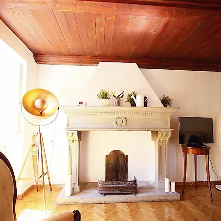 Santa Croce Charming Apartment Florence